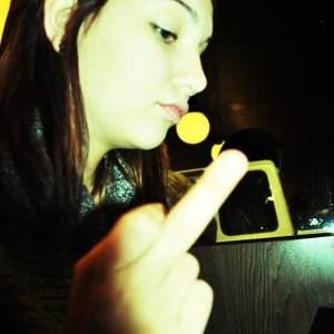 Meet your Posher, Kayla